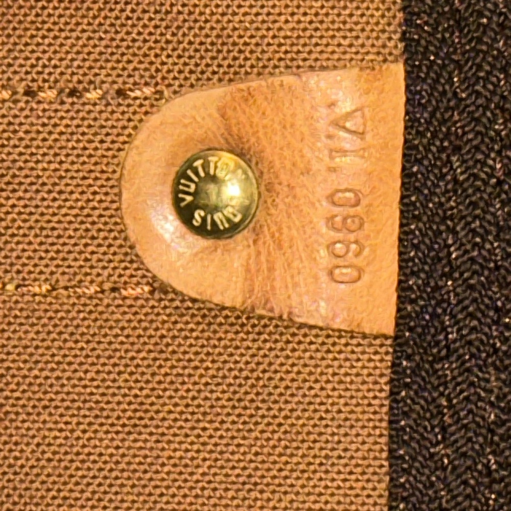 Louis Vuitton Monogram Keepall 45 - Picture 11 of 14